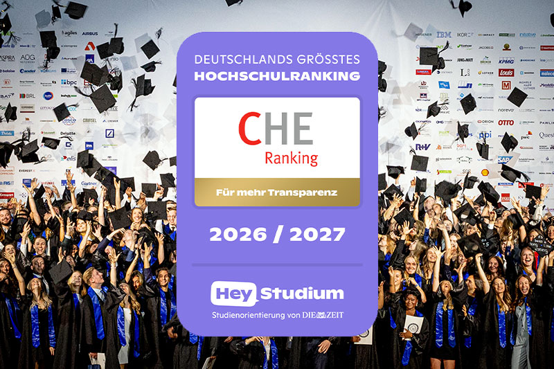 HSBA Top-Platzierung CHE-Ranking 2026 CHE-Ranking Logo mit HSBA-Graduierenden